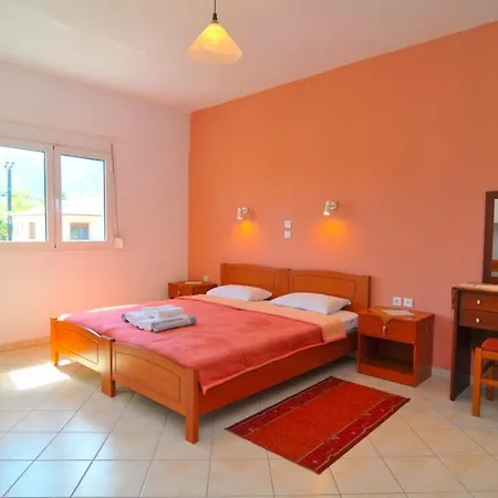 Room In Studio - Hotel Georgia - Beautiful Hotel In Golden Beach In Thassos * Chrisi Ammoudia